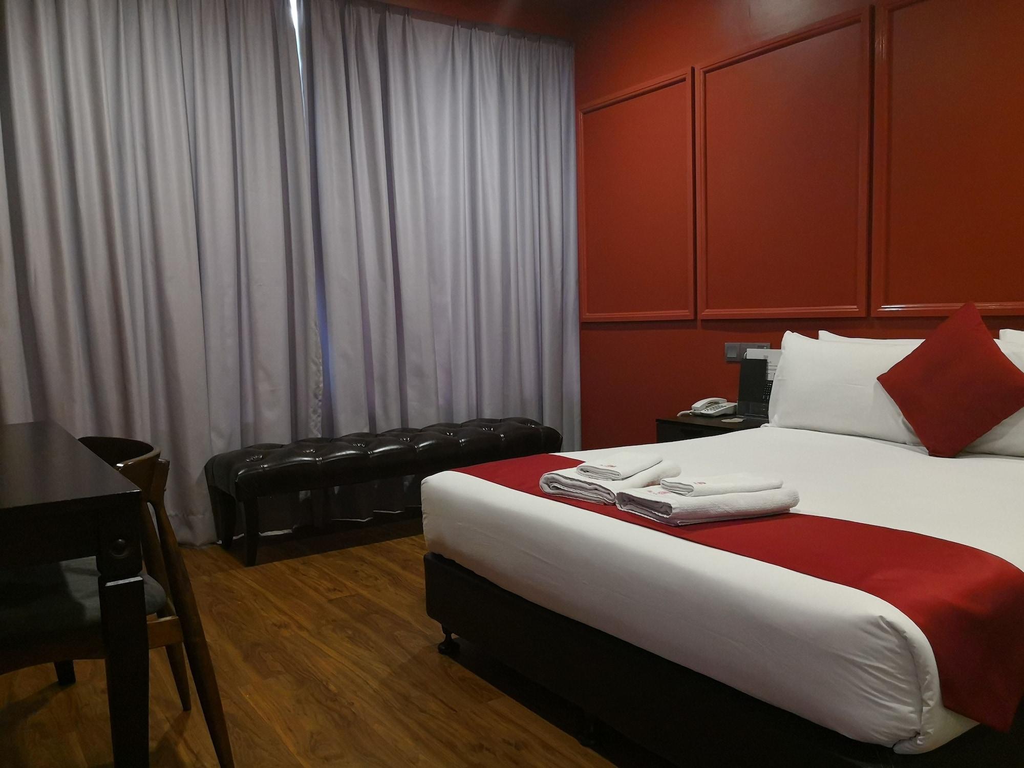 Bloommaze Boutique Hotel Puchong Bagian luar foto