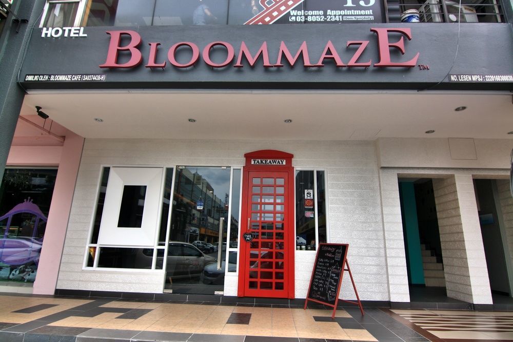 Bloommaze Boutique Hotel Puchong Bagian luar foto